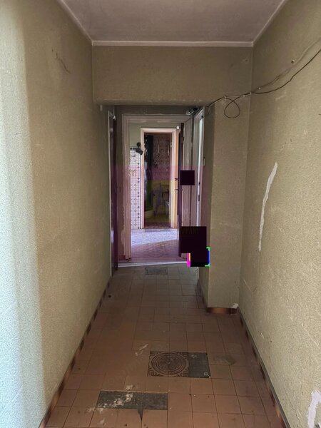 Apartament cu 4 camere de vanzare Lujerului Militari